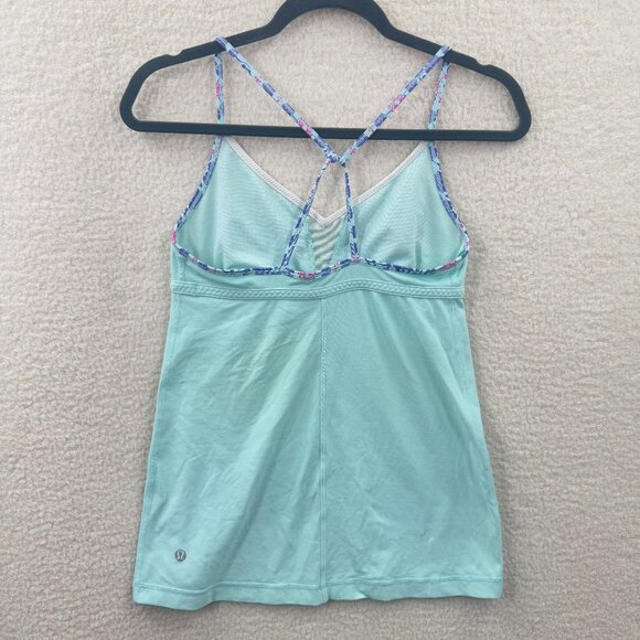 Lululemon Live Lightly Tank Top in aqua with a strappy back Size 10 Yoga top L - Picture 2 of 8